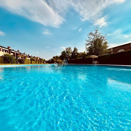 Artemide Apartment - A Soli 150M Dal Lago Di Garda Sirmione Eksteriør billede