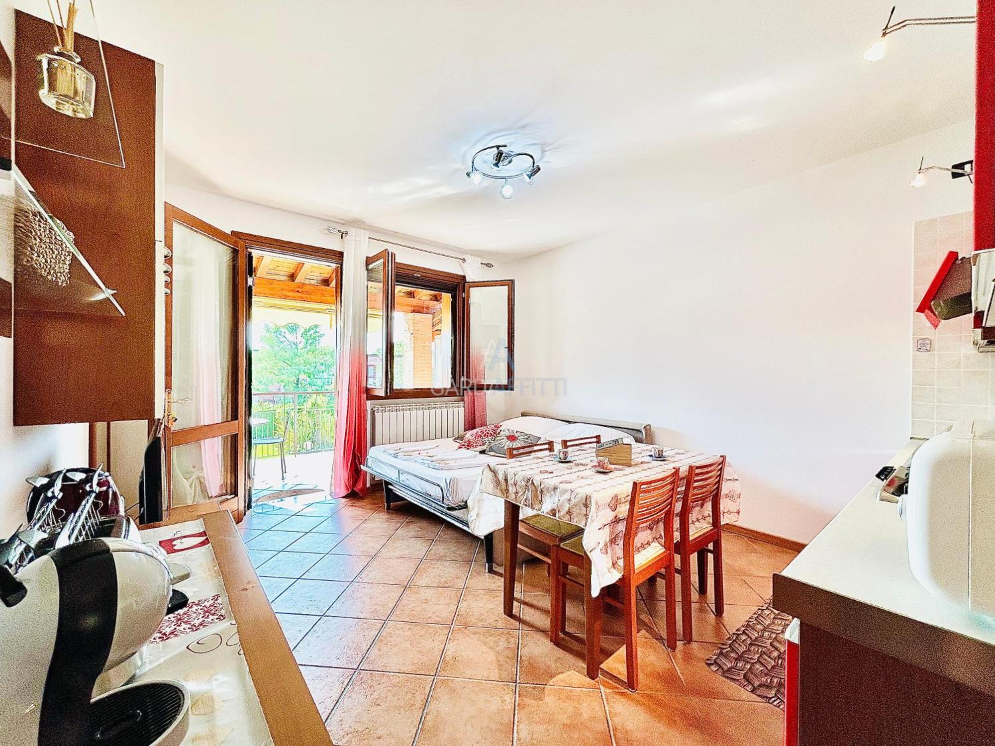Artemide Apartment - A Soli 150M Dal Lago Di Garda Sirmione Eksteriør billede