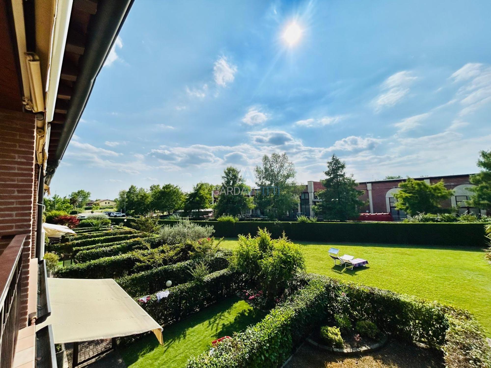Artemide Apartment - A Soli 150M Dal Lago Di Garda Sirmione Eksteriør billede
