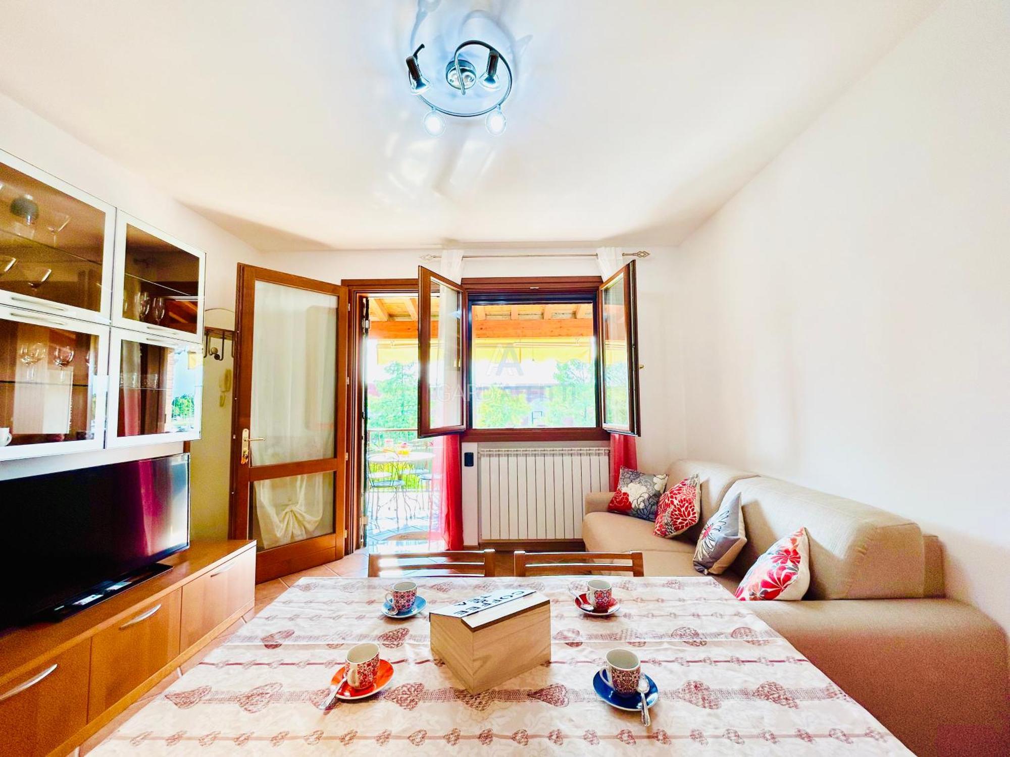 Artemide Apartment - A Soli 150M Dal Lago Di Garda Sirmione Eksteriør billede